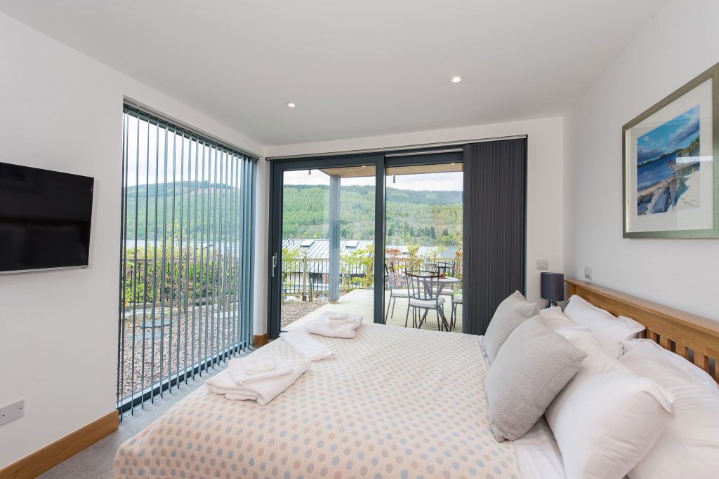 6 Lawers View bedroom