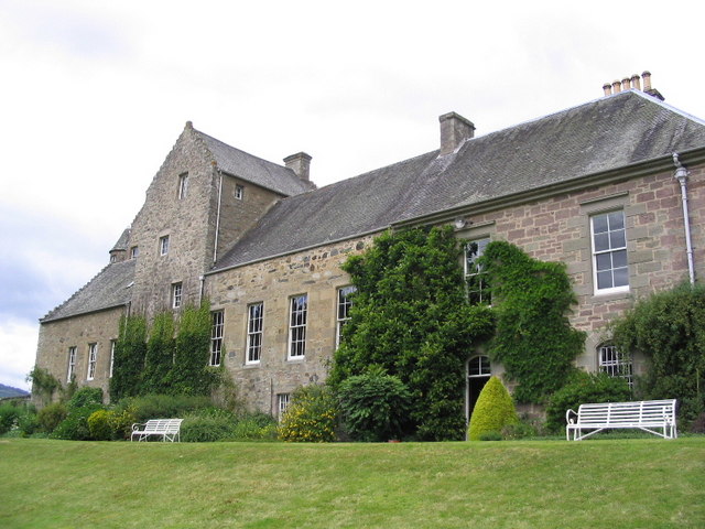 geograph-1443520-by-Russel-Wills