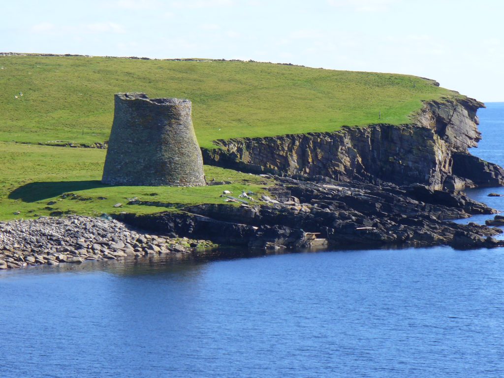 Header Image: Mousa Broch from the North for HU4523 © Copyright Colin Smith and licensed for reuse under this Creative Commons Licence