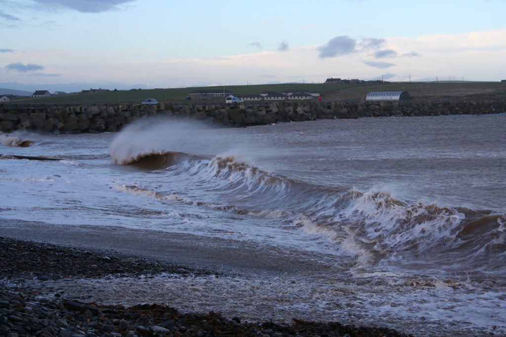1 Stormy waves IMG0072 (1)