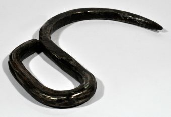 [IMAGE 12: A Pig Lifting Hook found at Summerlee. Each member of the furnace team would have one of these tools for prising the still-hot pigs from the casting sand.]
