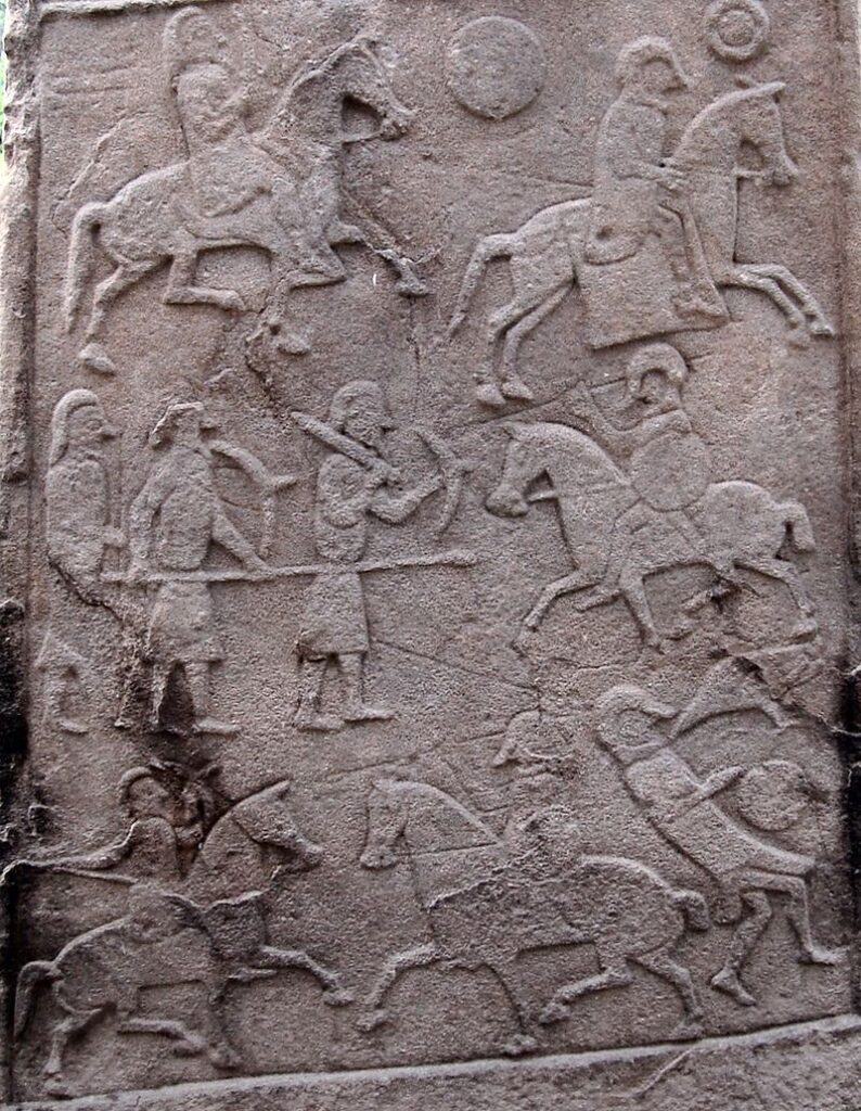 800px-Pictish_Stone_at_Aberlemno_Church_Yard_-_Battle_Scene_Detail