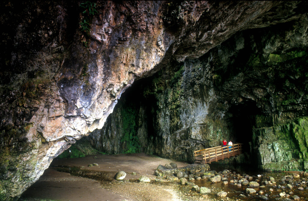 SMOO CAVE, HIGHLAND.