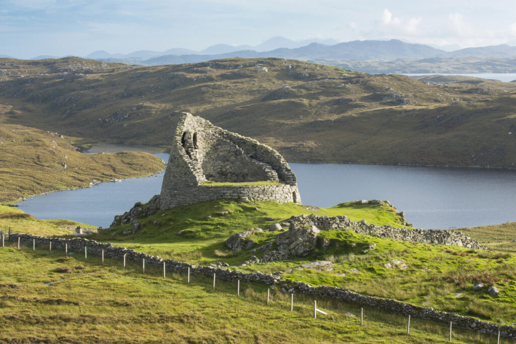 Circular stone structure in a wild landsscape