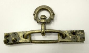 Photo of a metal mount for a dog collar