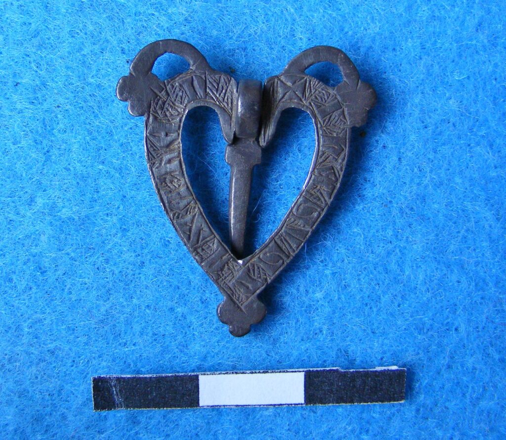 Brooch 2 Image credit – Crown copyright