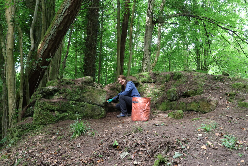 Lost Lanarkshire Castle Site Investigated by Archaeologists and Local Volunteers   