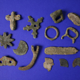 Various metal artefacts