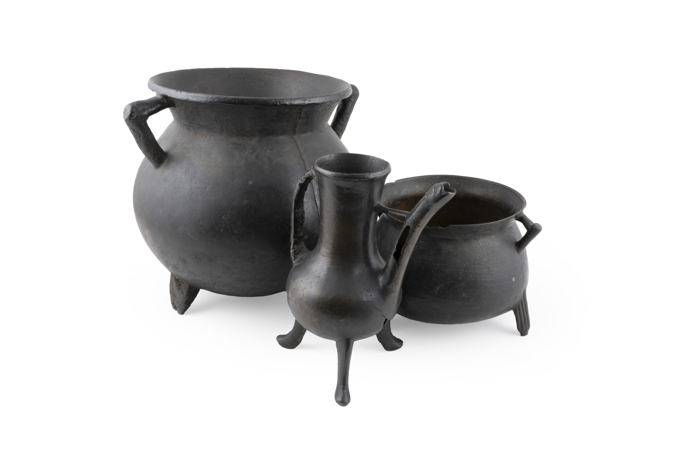 Photo of three bronze pots or ewars